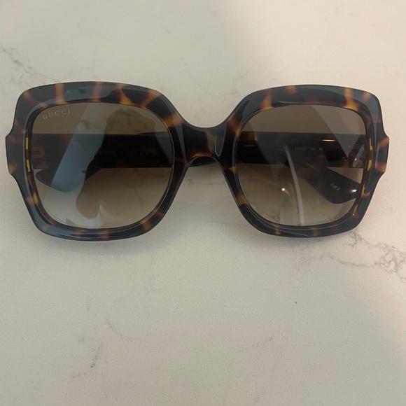Gucci sunglasses